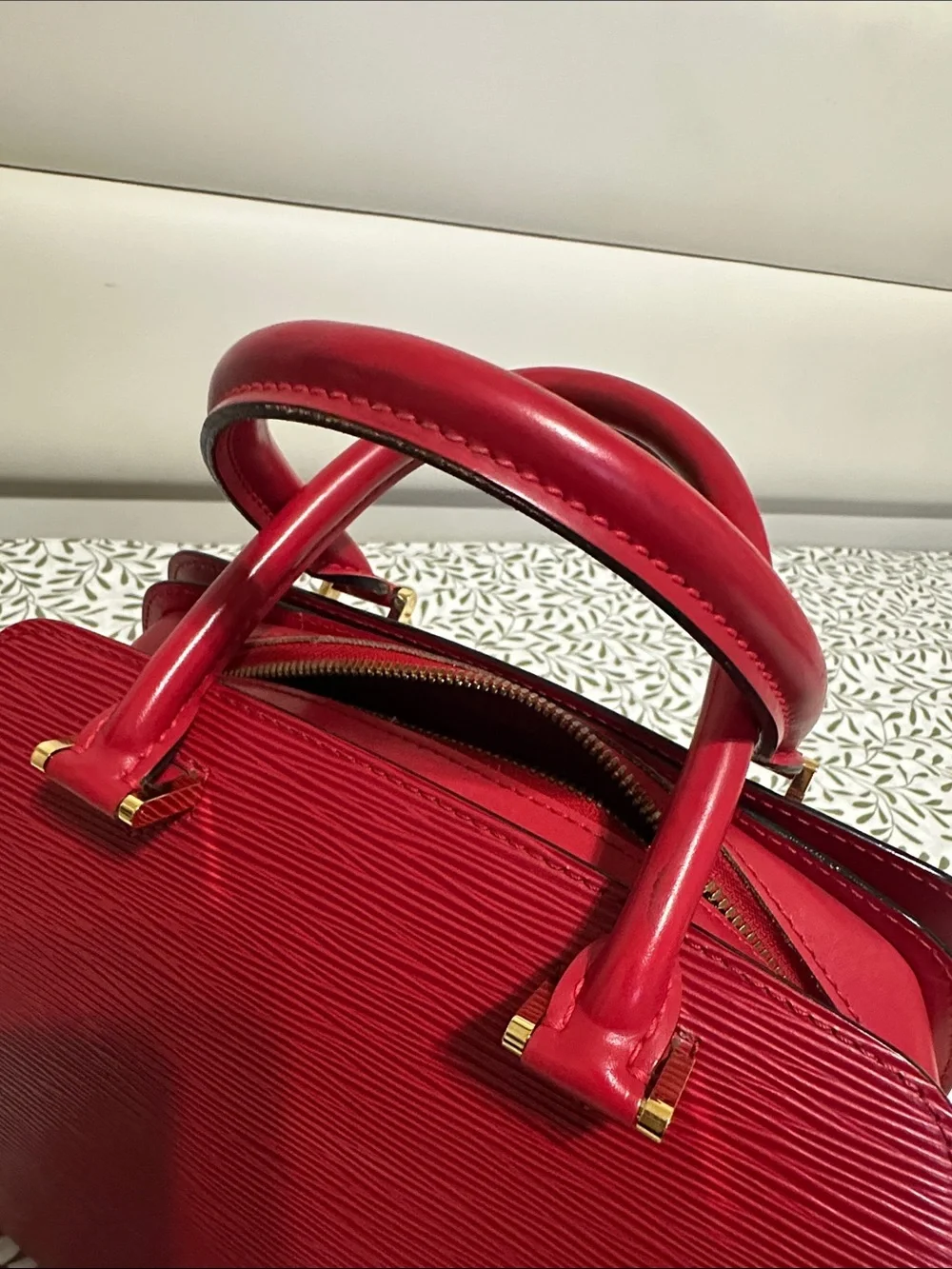 Louis Vuitton Epi Pont Neuf Handbag